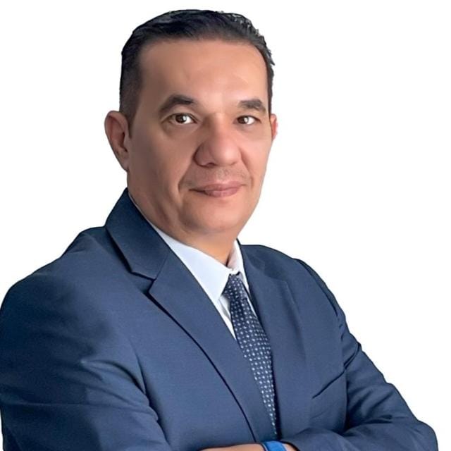 نضال  سامي أبوحيه
